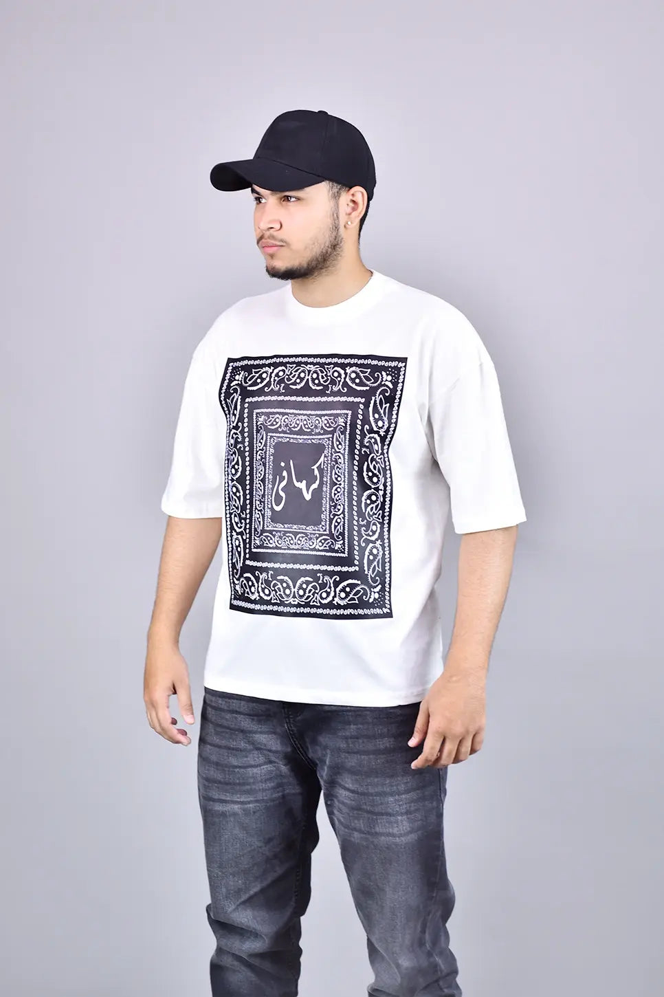 Kahani Graphic Tee