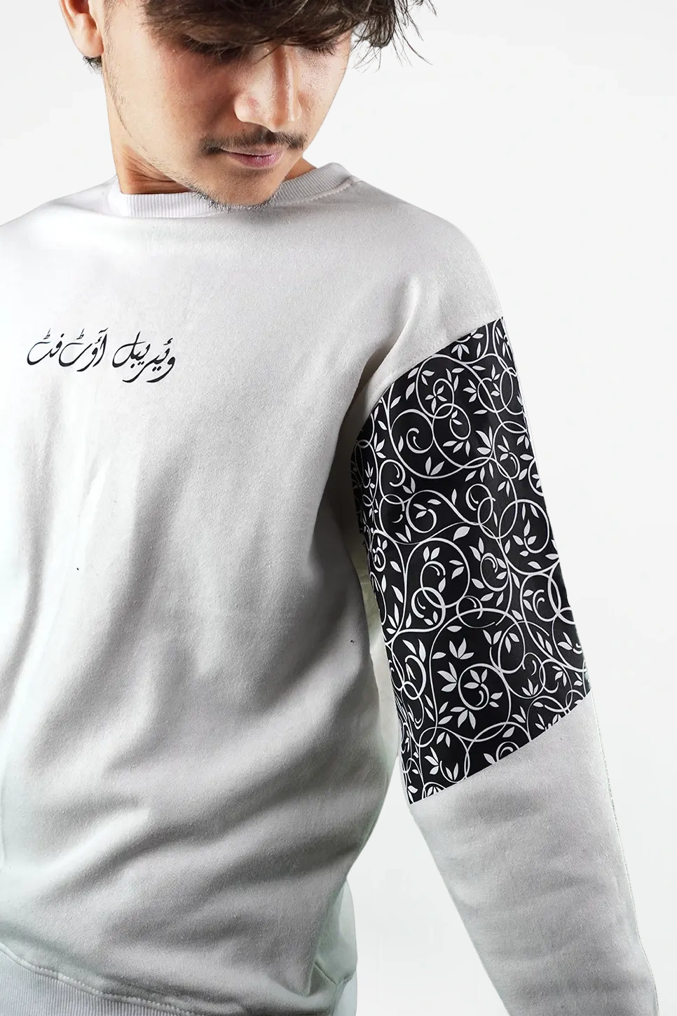 floral Print white sweatshirt