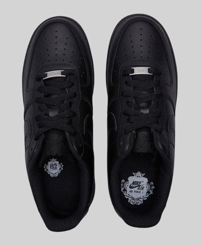 NIKE AIR FORCE 1 - TRIPLE BLACK