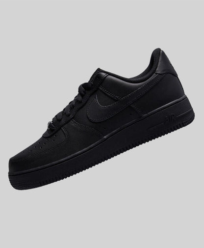 NIKE AIR FORCE 1 - TRIPLE BLACK