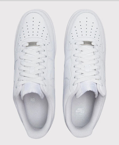 NIKE AIR FORCE 1-TRIPLE WHITE 